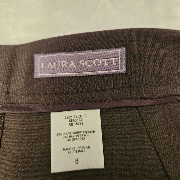 2 skirts (brown & white) - Picture 5 of 8